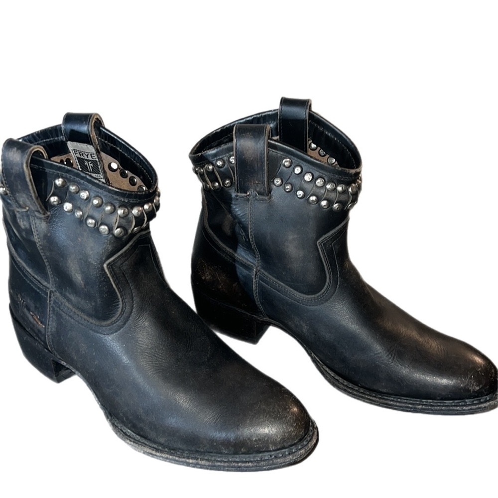 EUC FRYE Women's Diana Cut Stud Western Booties Mexico Made Size 8 - Picture 2 of 10